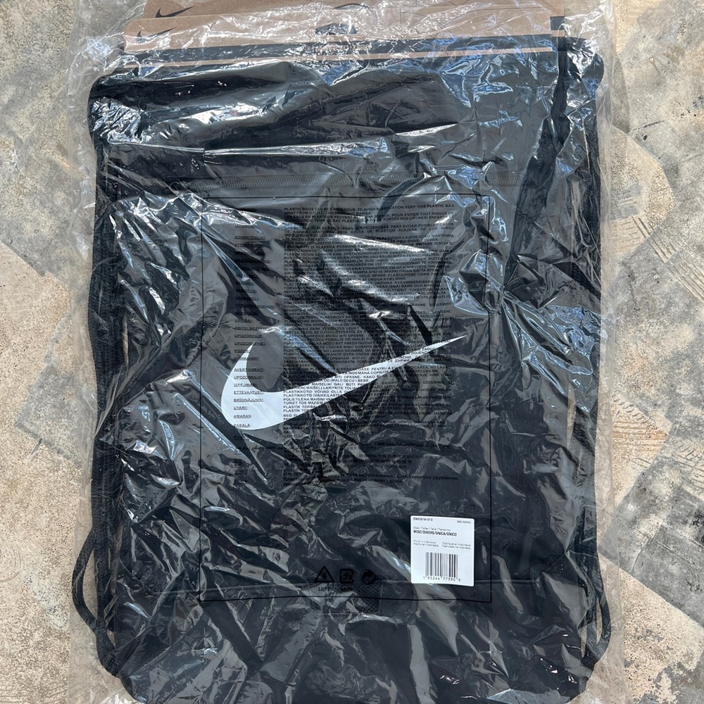 Nike Black and White Drawstring Backpack